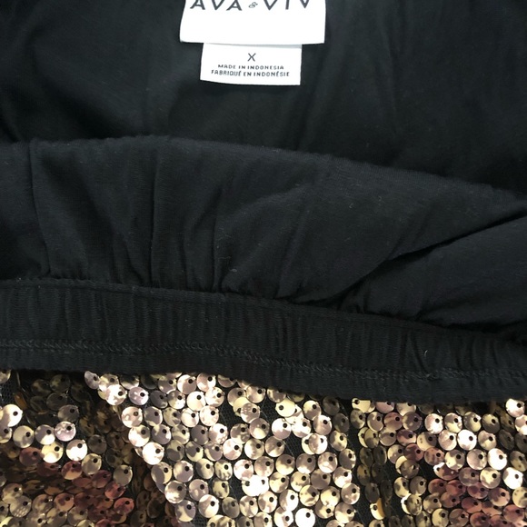 Sequined skirt! Like new! - Picture 3 of 3